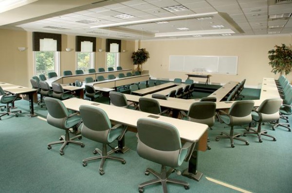 Forum Conference Room with 58 ergonomic chairs on three tiers
